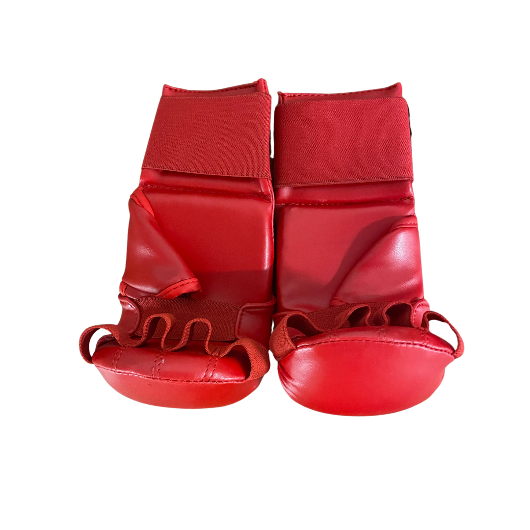 Karate sparring mits